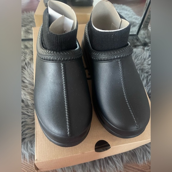 ⚫️Ugg Tasman Waterproof Slipper ❄️ - Picture 6 of 6